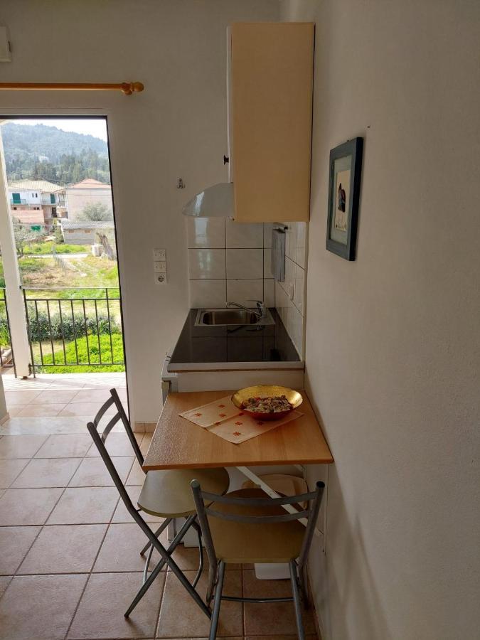 ניקיאנה Twins Apartments מראה חיצוני תמונה